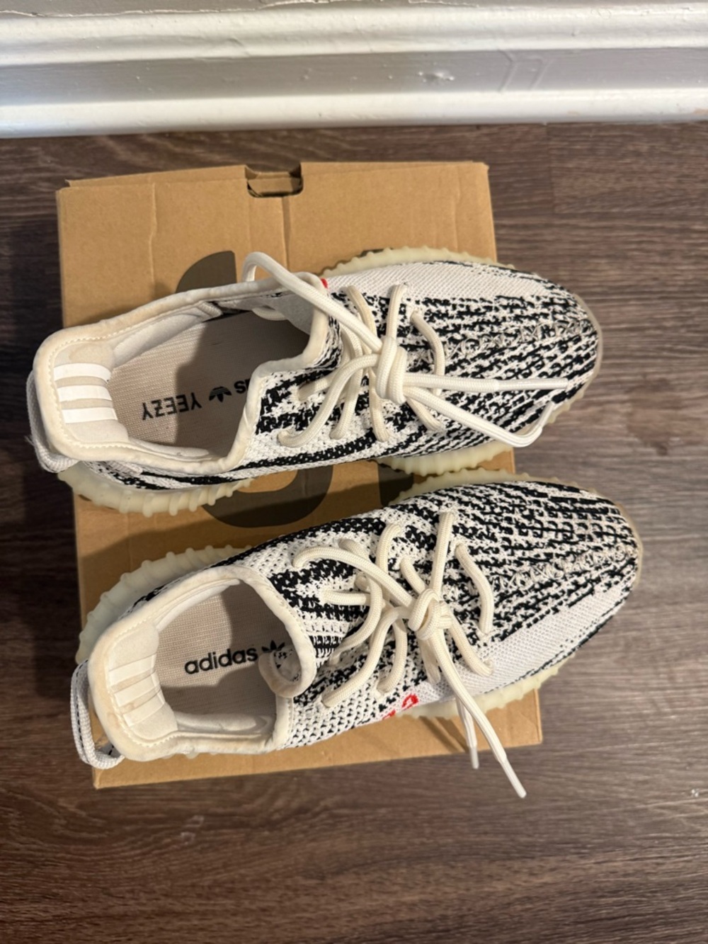 adidas Women Zebra Yeezy 350 V2